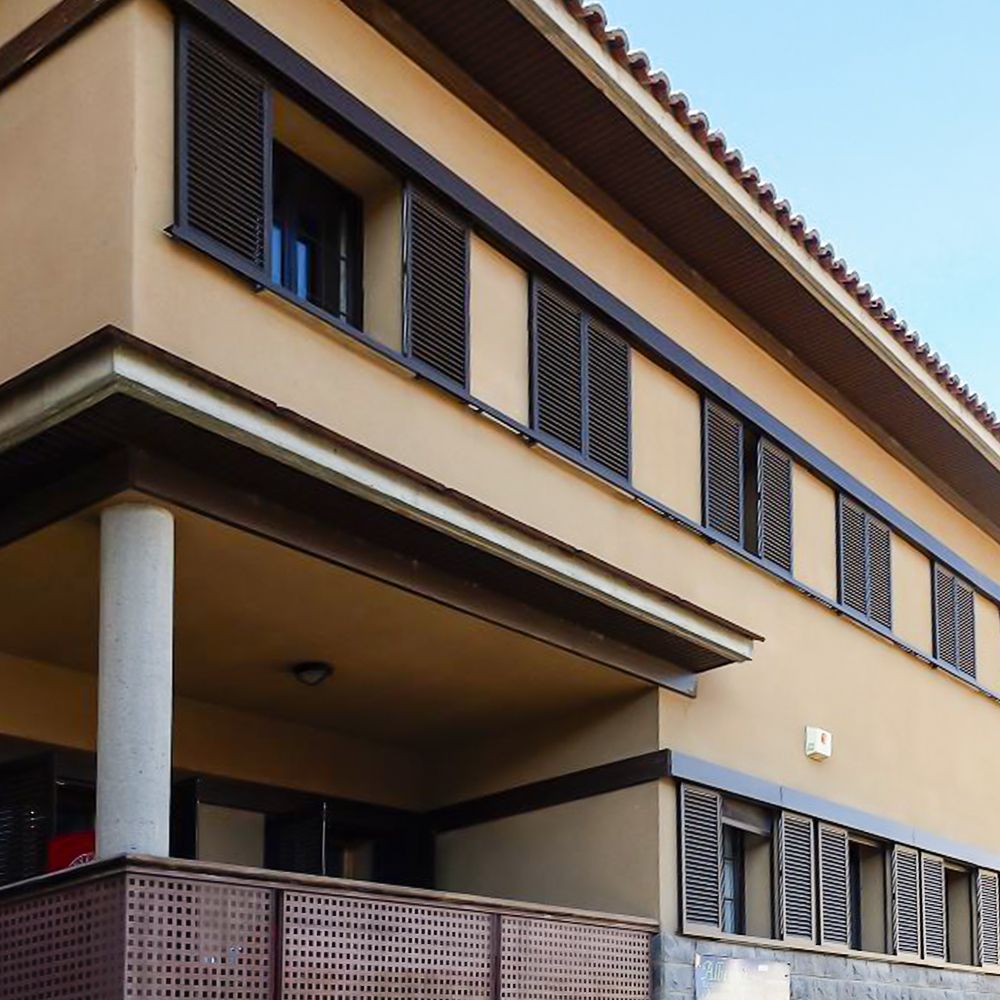 Sercalum - foto de trabajo de complementos